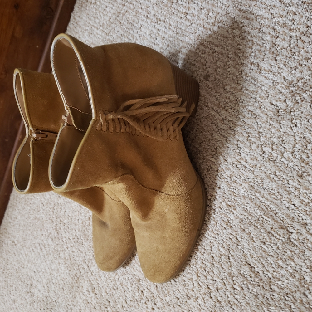 Women's Tan Ankle Boots